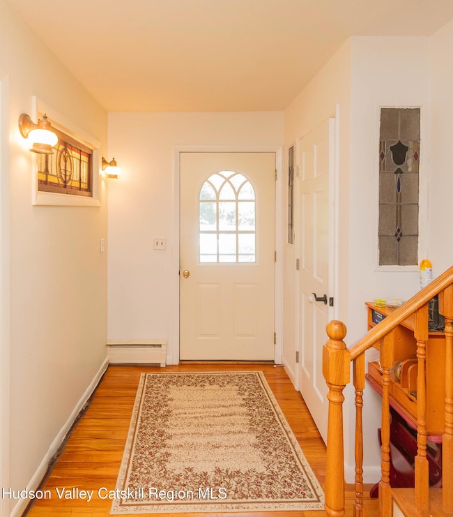 513 Roberts Ct, Hurley, NY 12443 - photo 3