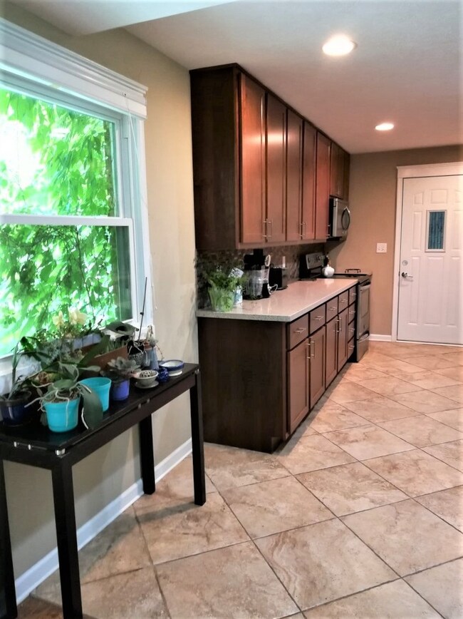 4011 Bridle Ln, West Lafayette, IN 47906 - photo 4