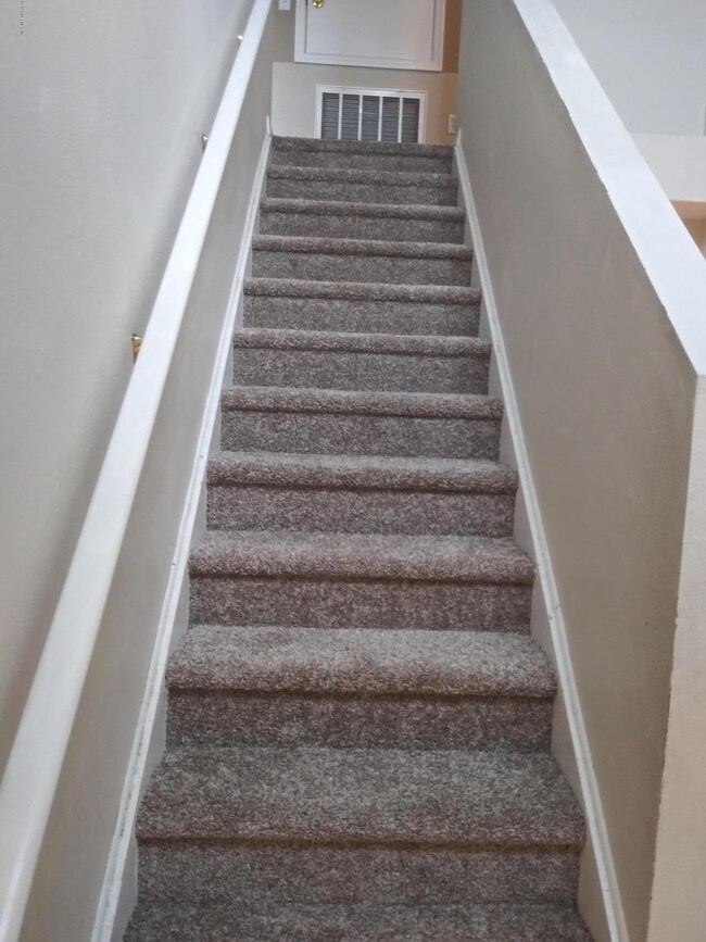 8065 Misty Meadow Ct N, Jacksonville, FL 32210 - photo 7