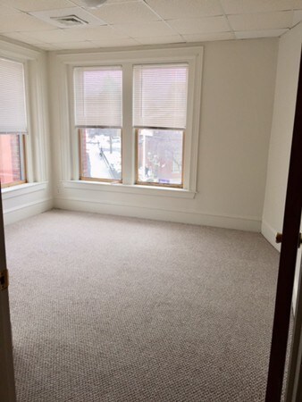 466 Broadway unit 10, Chelsea, MA 02150 - photo 2