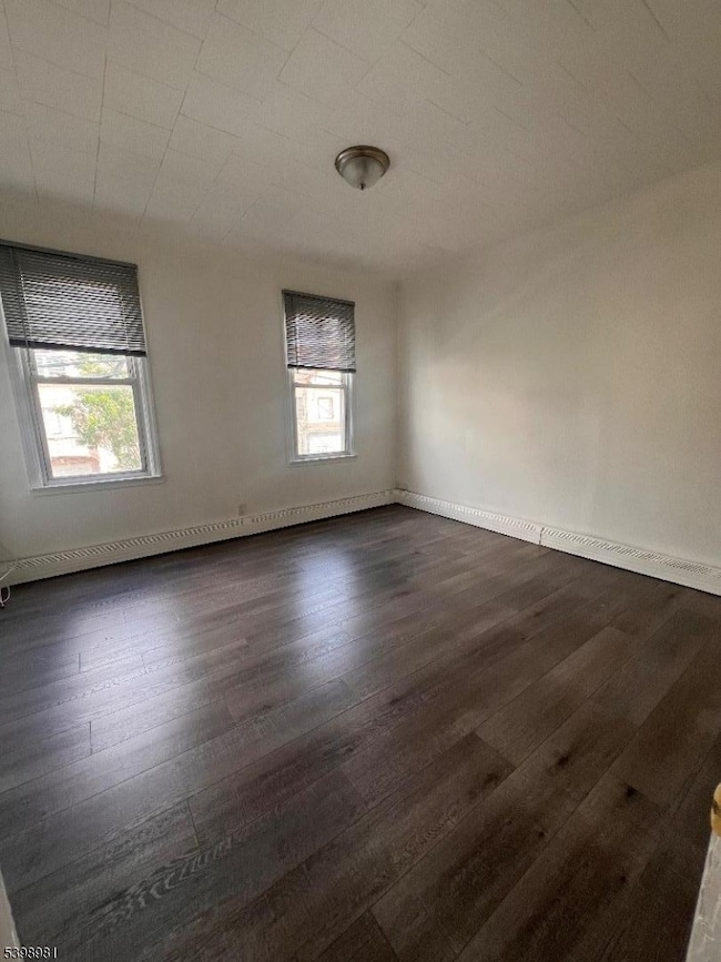 204 Erie St, Elizabethport, NJ 07206 - photo 4