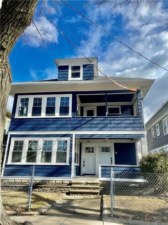 948 Narragansett Blvd, Providence, RI 02905 - photo 2