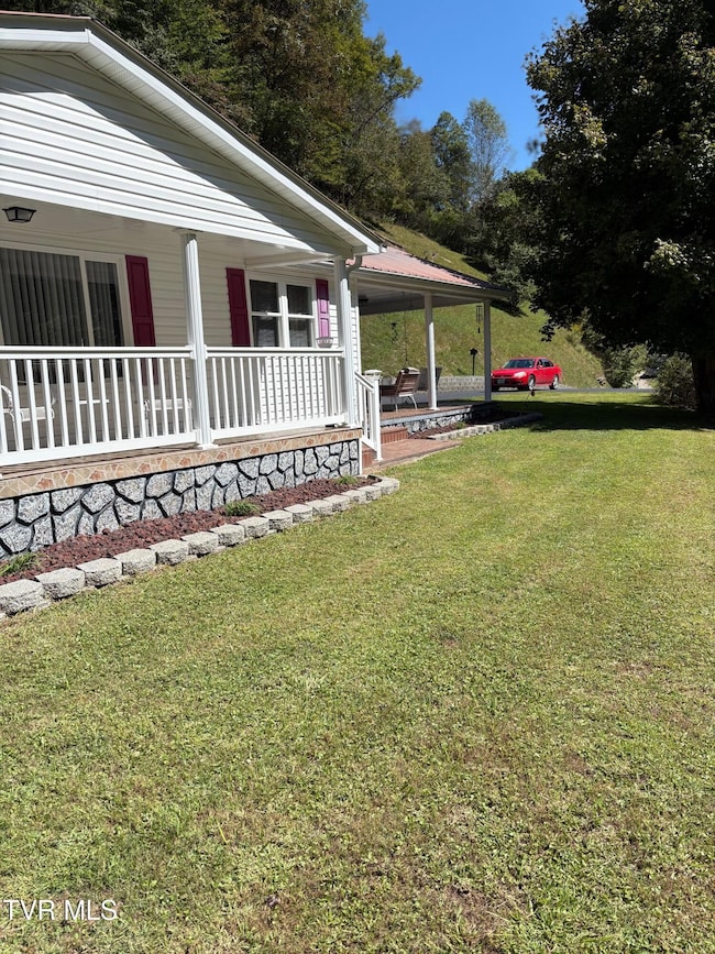 1991 Old Greenbrier Rd, Haysi, VA 24256 - photo 4