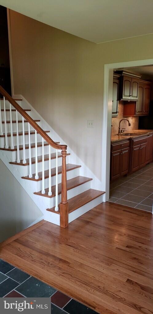 218 E Spruce St, New Holland, PA 17557 - photo 7