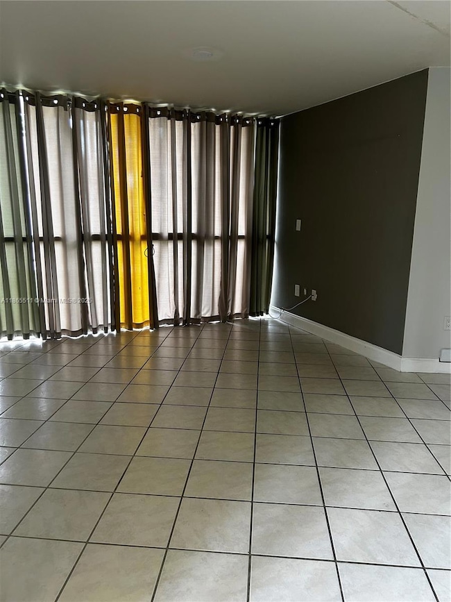 Las Brisas at Country Club of Miami unit D107, Hialeah, FL 33015 - photo 5