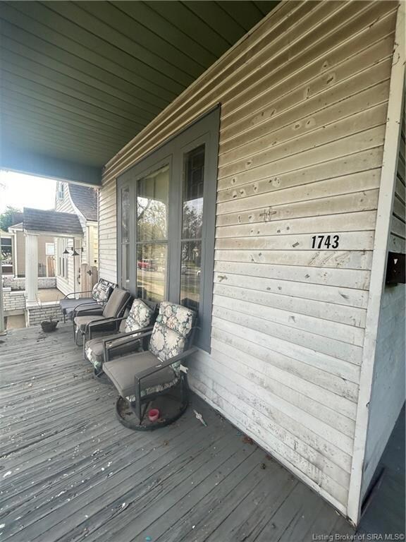 1743 E Spring St, New Albany, IN 47150 - photo 2