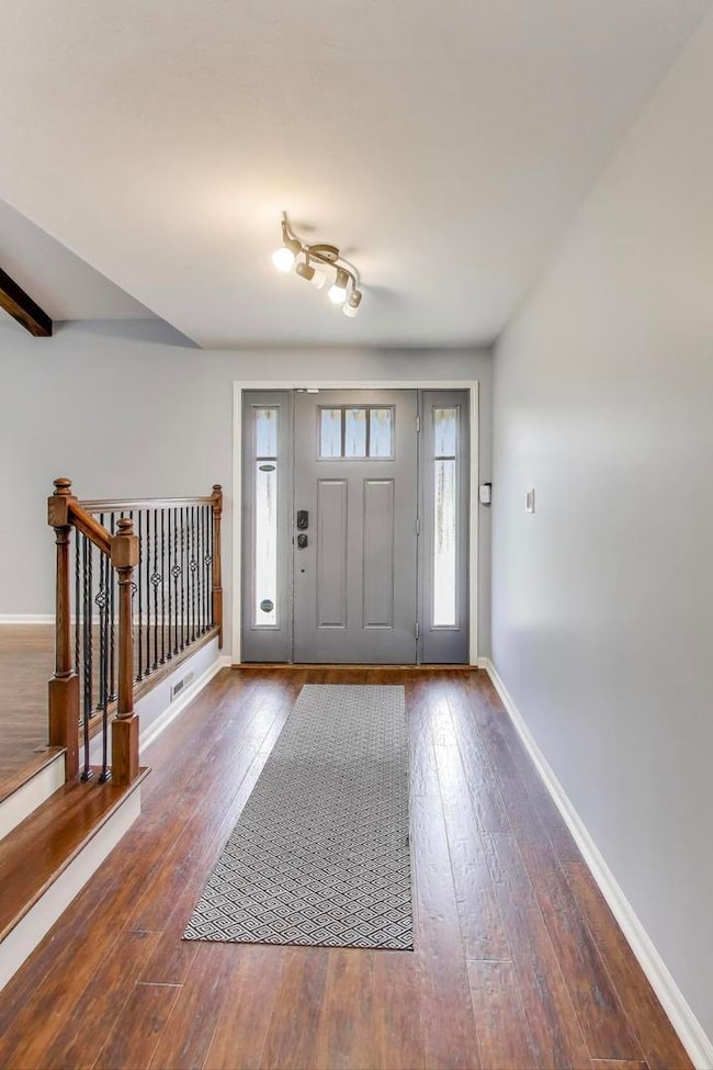 3537 Maple Leaf Dr, Glenview, IL 60026 - photo 6