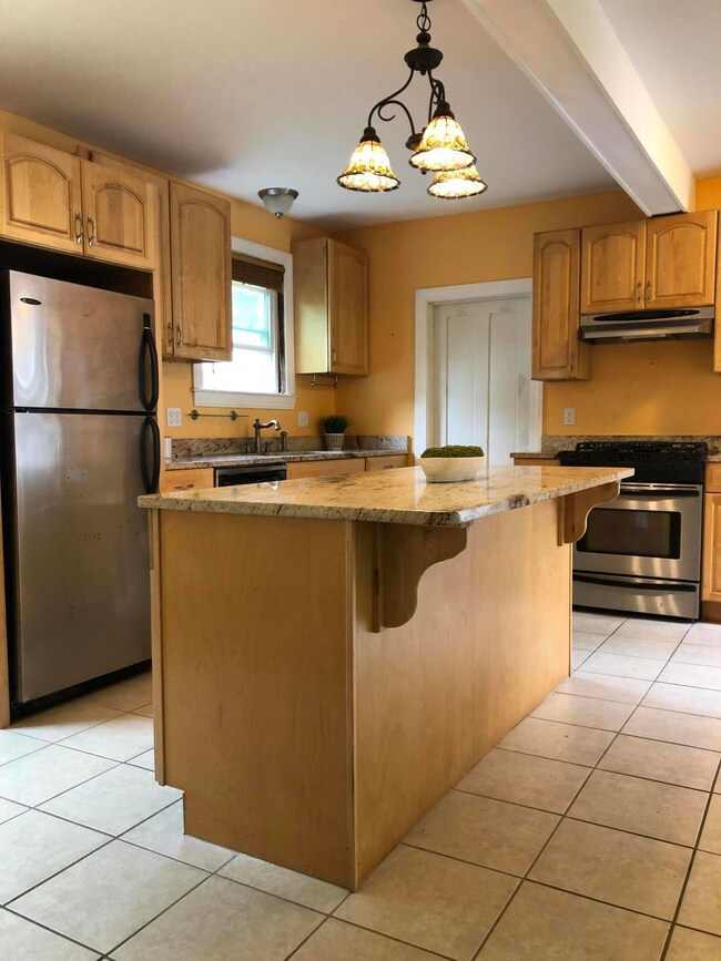 33 South St, Freeport, ME 04032 - photo 3