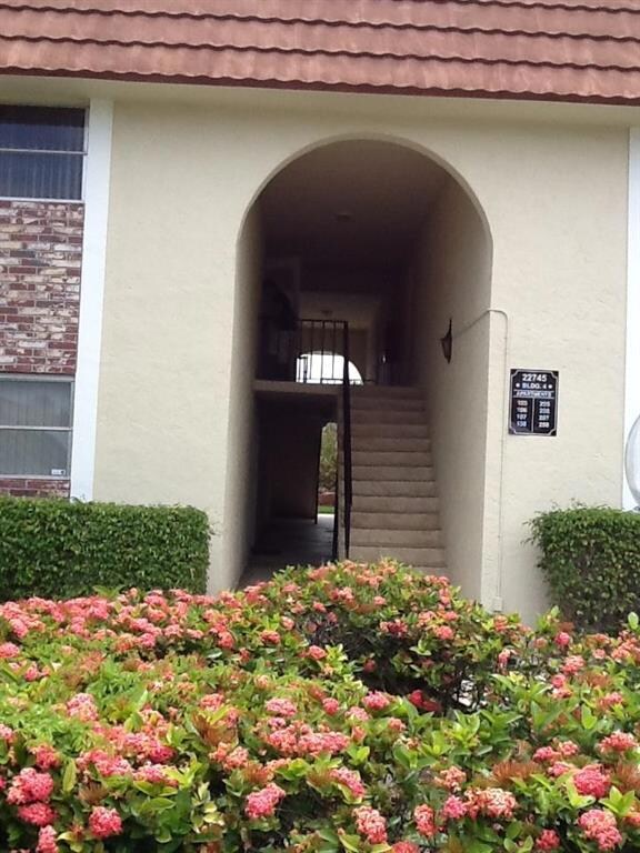 edgewood back entrance