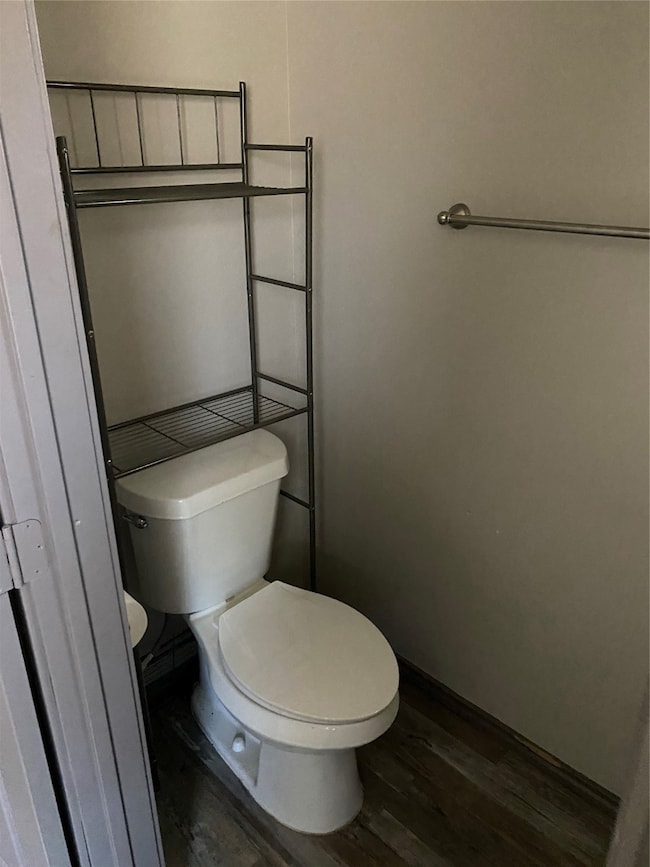 820 Keysville Ave unit B, Desoto, TX 75115 - photo 4