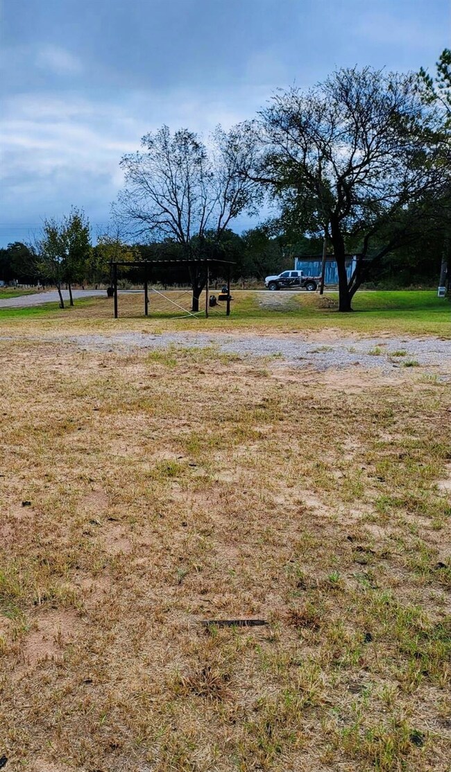 161 River View Ct, Millsap, TX 76066 - photo 3