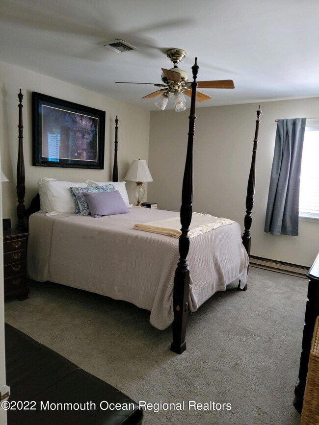 10b Berkshire Ct, Red Bank, NJ 07701 - photo 5