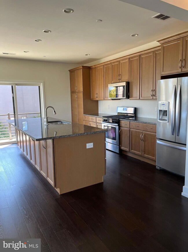 610 Lakeview Ct unit 610, King of Prussia, PA 19406 - photo 5