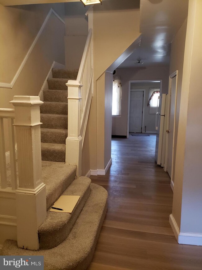 52 N Morley St, Baltimore, MD 21229 - photo 2