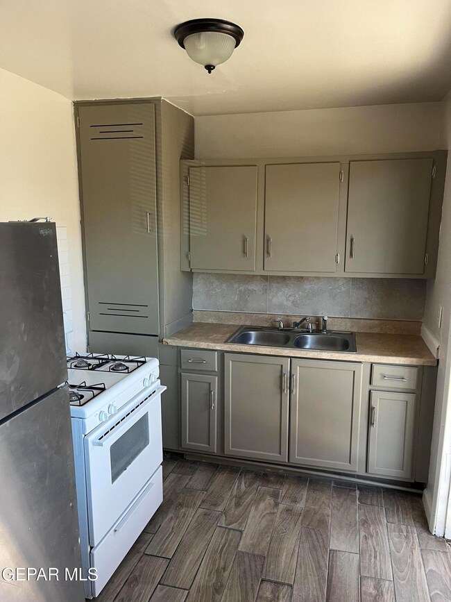 2605 Morehead Ave unit 7, El Paso, TX 79930 - photo 6