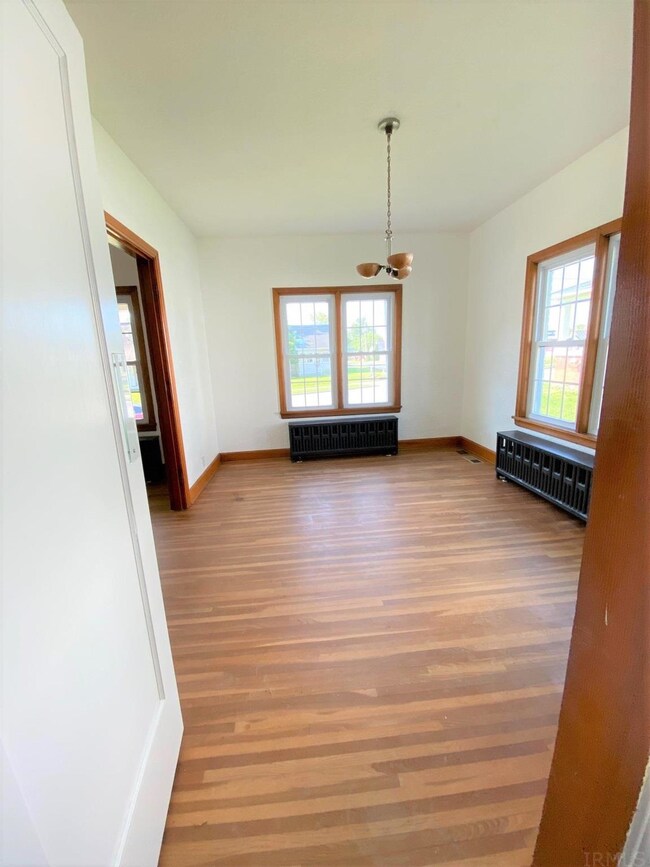 1130 A St NE, Linton, IN 47441 - photo 6