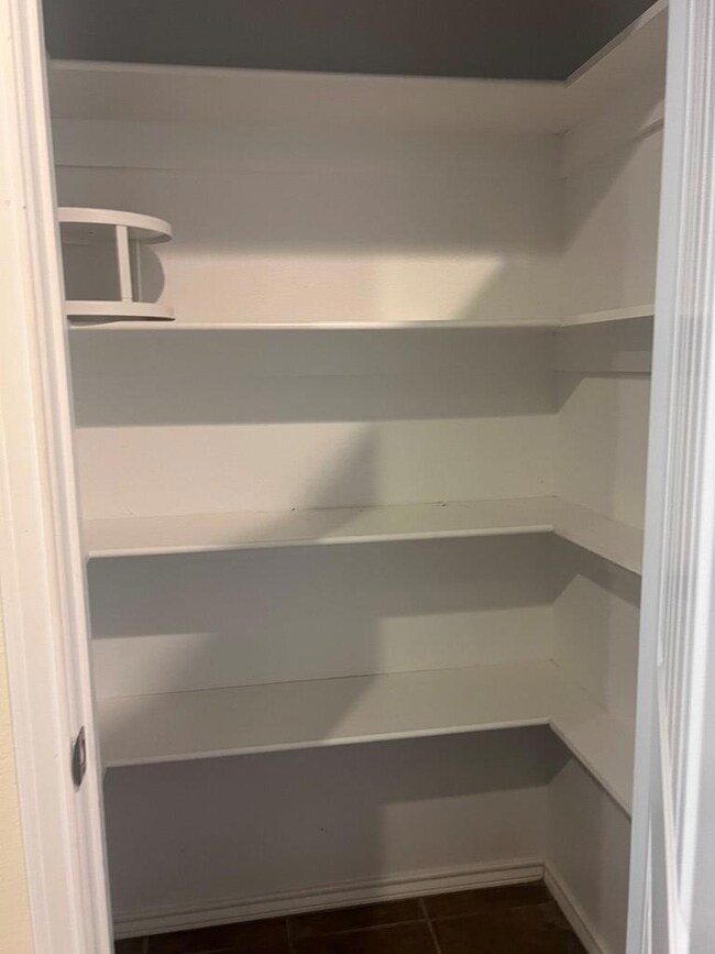 9127 Lamar Ave, Odessa, TX 79765 - photo 6