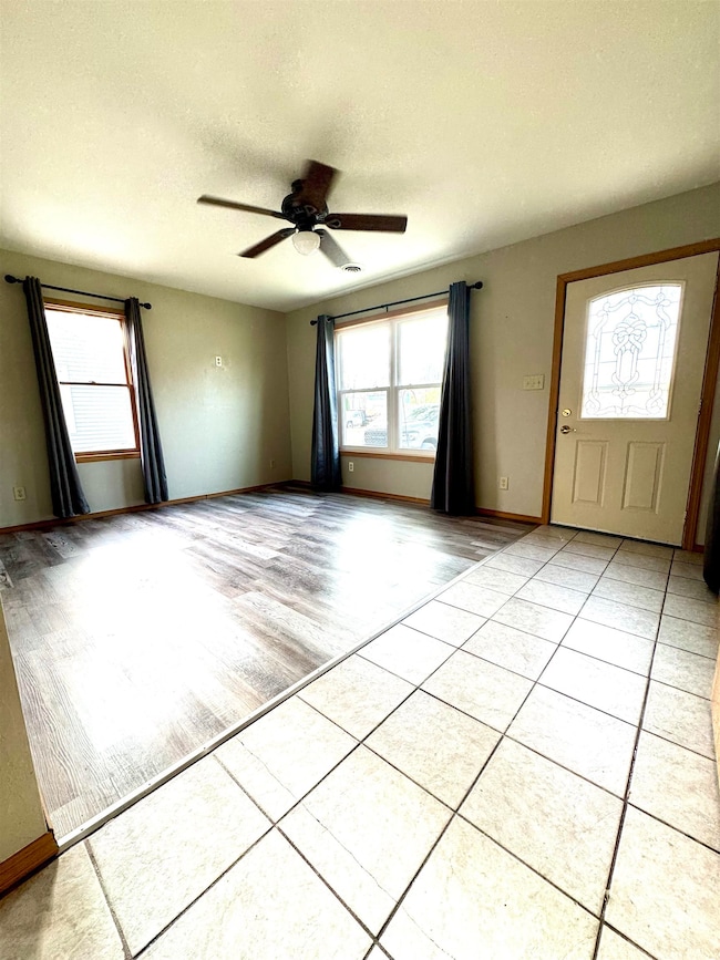 1378 Thrush St, Green Bay, WI 54303 - photo 4