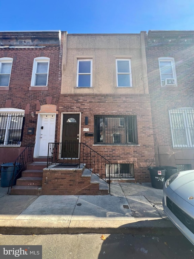 1543 S Lecount St, Philadelphia, PA 19146 - photo 2