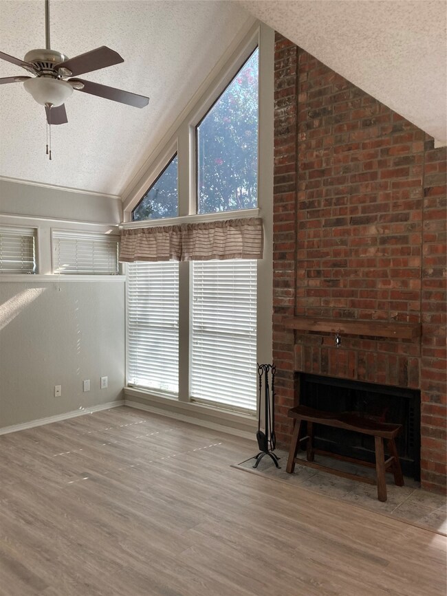 18240 Midway Rd unit 905, Dallas, TX 75287 - photo 3