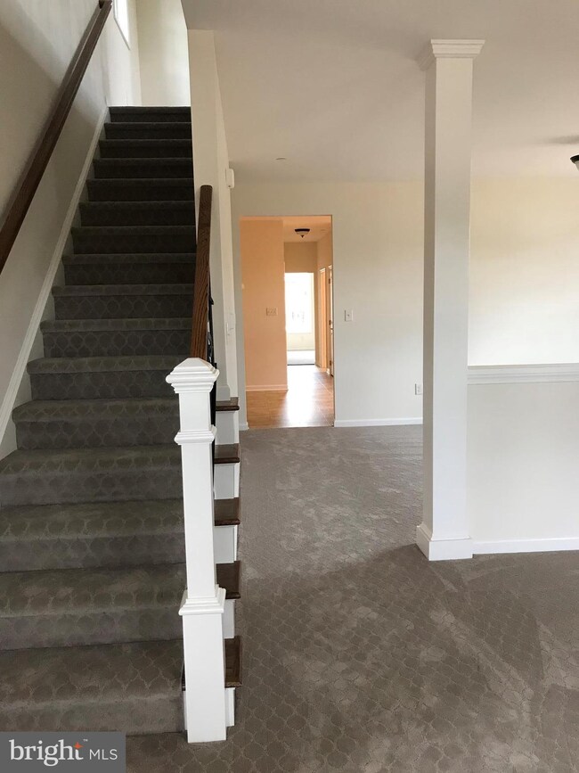 1755 Meridian Dr, Hagerstown, MD 21742 - photo 3