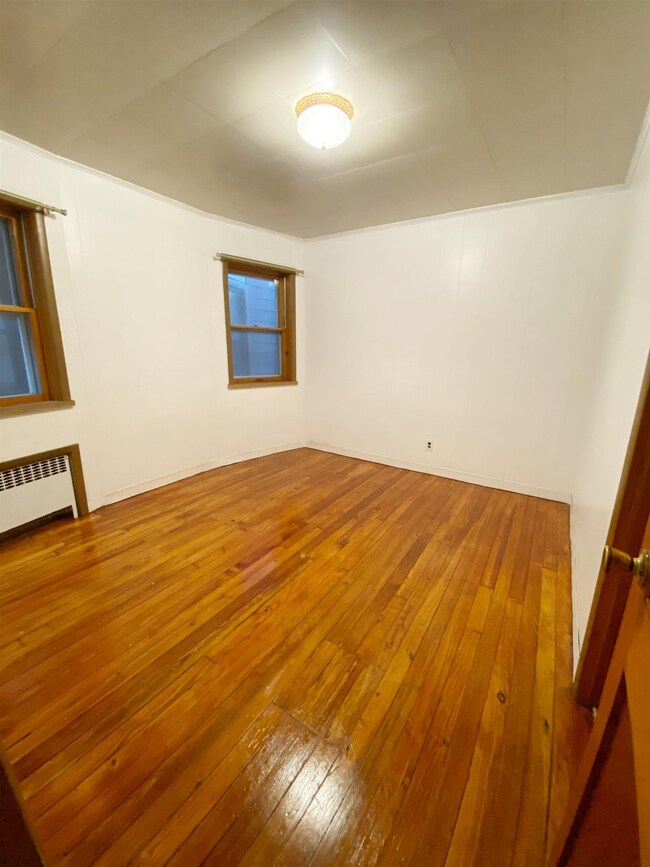 133 Oak St unit 1, Weehawken, NJ 07086 - photo 7