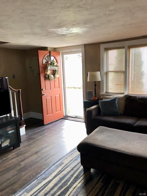 174 S 2nd St, Lehighton, PA 18235 - photo 3