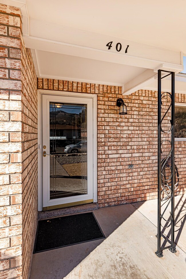 401 Sundial Ave, Alamogordo, NM 88310 - photo 4
