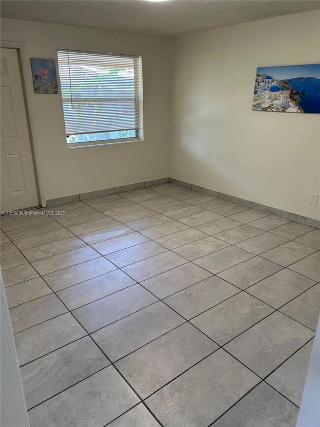 2615 NW 13th Ct unit 1, Fort Lauderdale, FL 33311 - photo 5