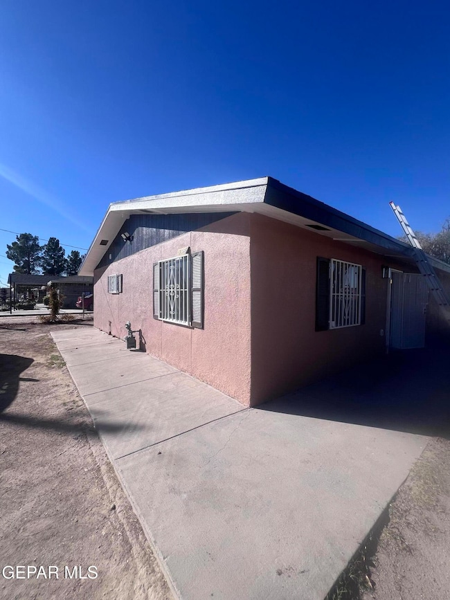 12365 Stubbs Dr unit A, San Elizario, TX 79849 - photo 3