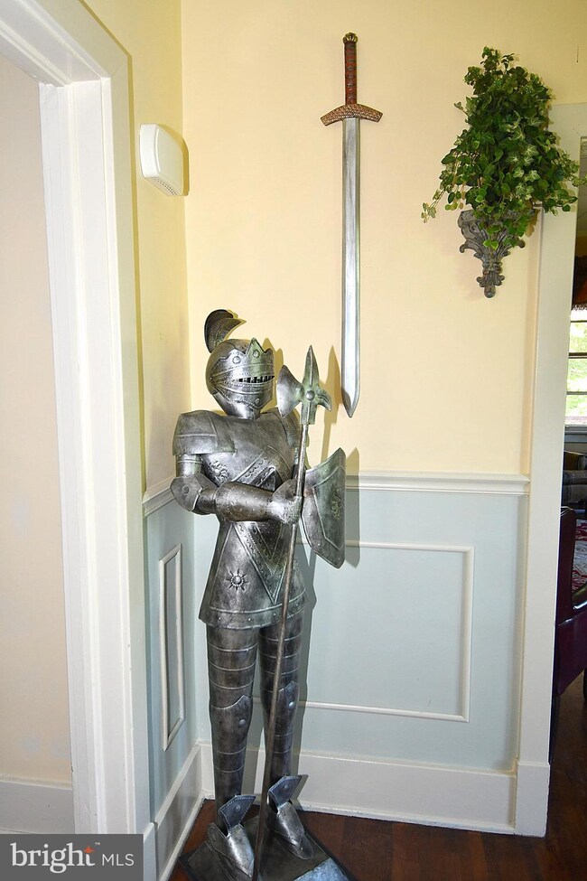 2 Warren St, Berkeley Springs, WV 25411 - photo 7