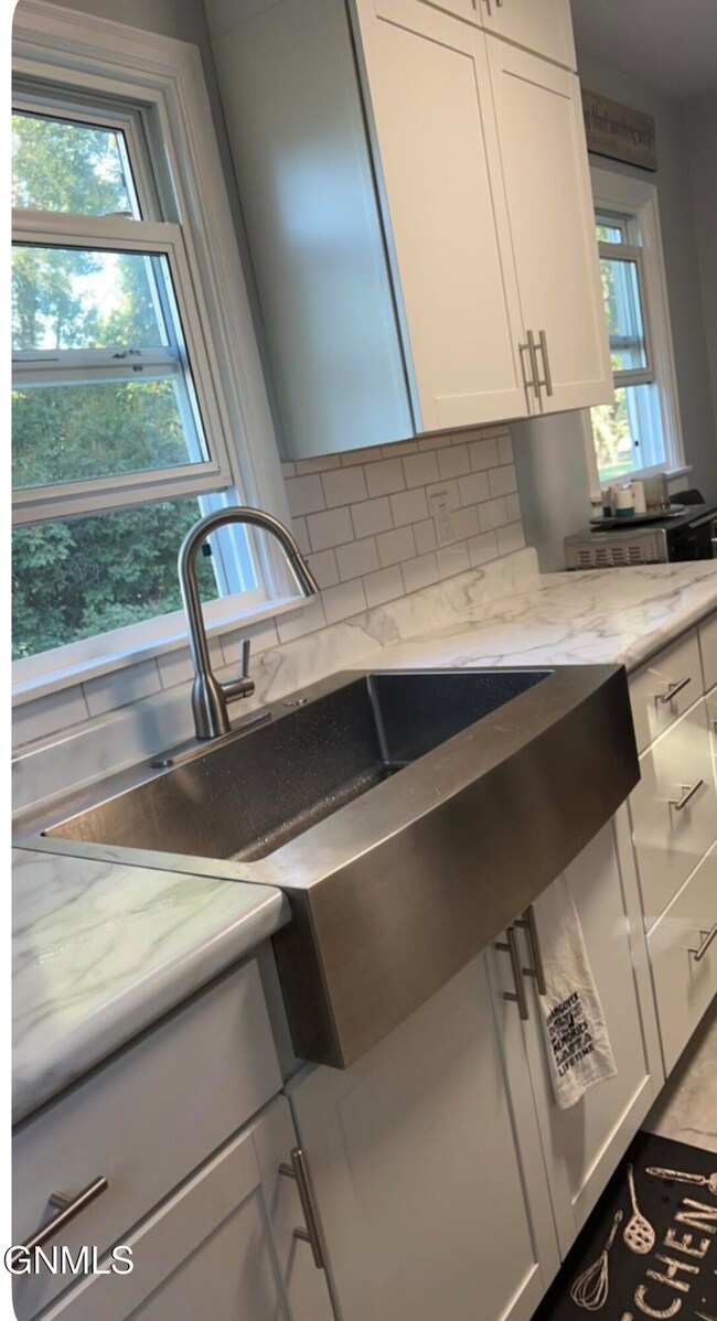 324 2nd Ave W, Flasher, ND 58535 - photo 3