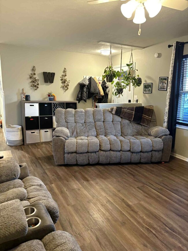 103 Redbud Cir, Jackson Center, OH 45334 - photo 5