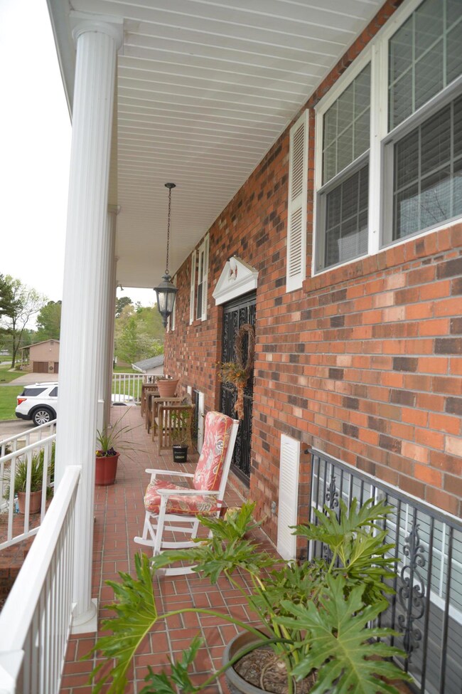 1736 Peavine Rd, Rock Spring, GA 30739 - photo 5