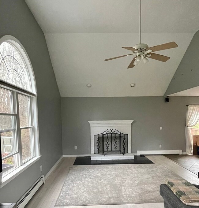 2 Tucker Ln, Foxboro, MA 02035 - photo 3