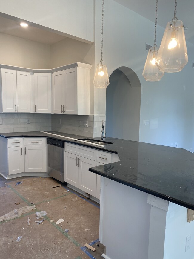 807 Castle Heights Ave, Lebanon, TN 37087 - photo 3