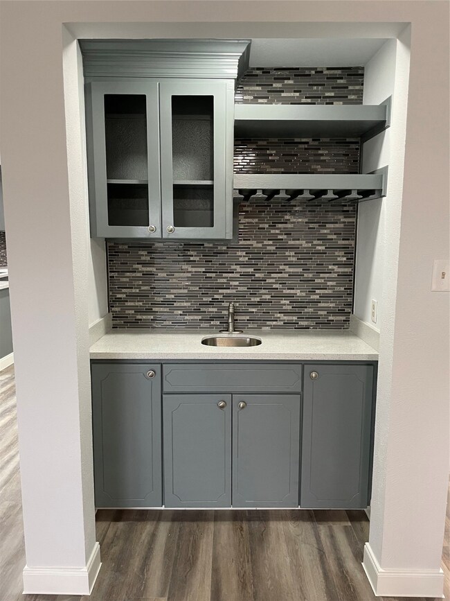 7715 Western Oak Ln, Houston, TX 77040 - photo 5