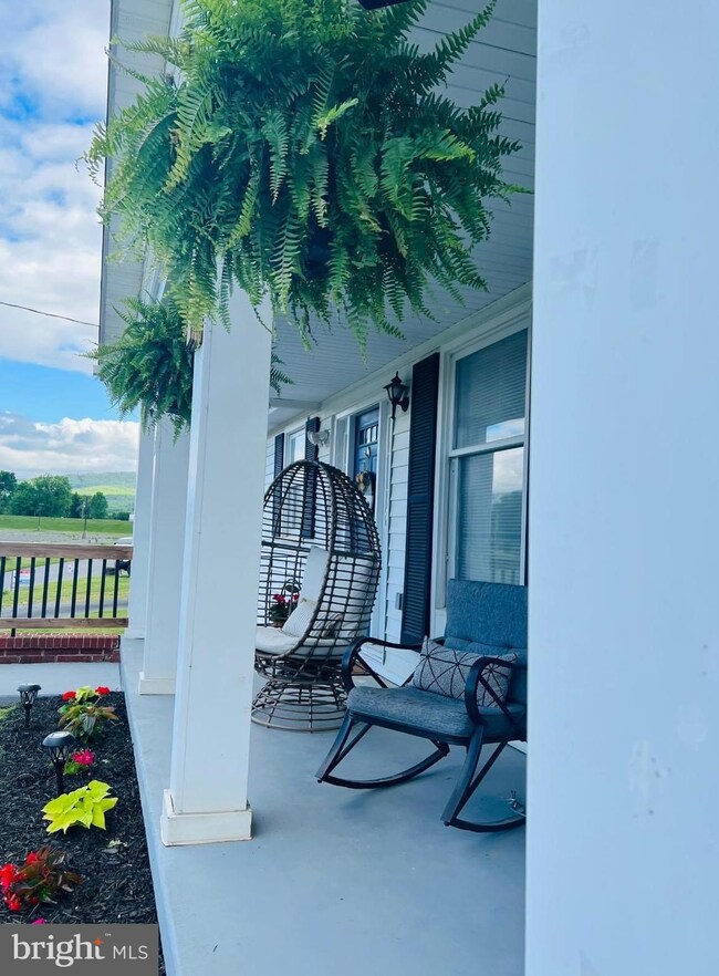 213 Water Street Dr, Moorefield, WV 26836 - photo 4