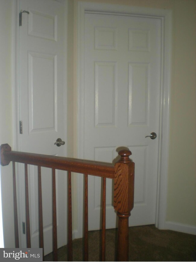 6301 Barnett Ave unit B, Eldersburg, MD 21784 - photo 5