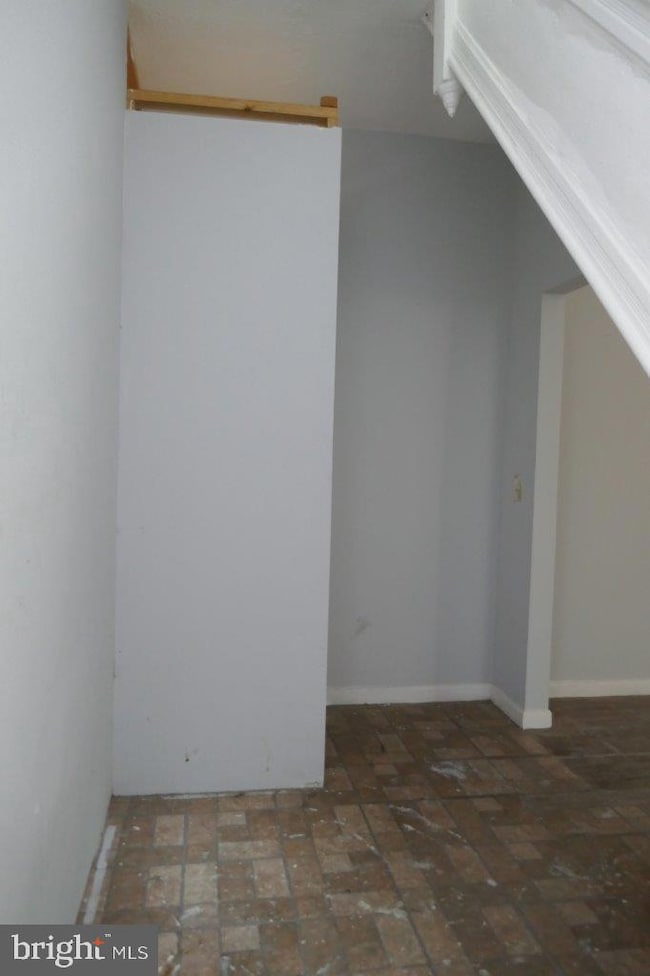 2001 N Fulton Ave, Baltimore, MD 21217 - photo 7