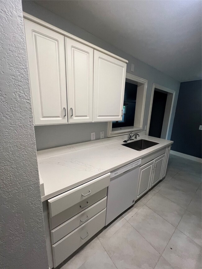 3122 Kowis St, Houston, TX 77093 - photo 5