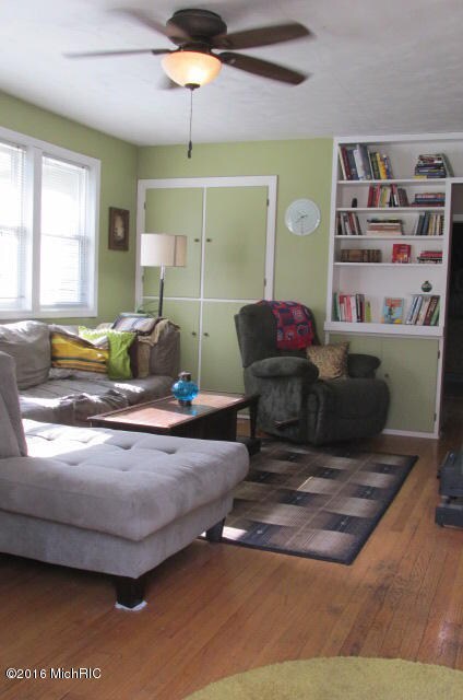 1631 Cherry St, Niles, MI 49120 - photo 4