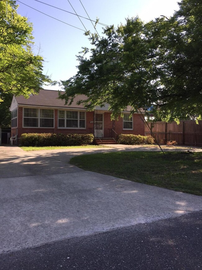 4846 Cardinal Blvd, Jacksonville, FL 32210 - photo 2