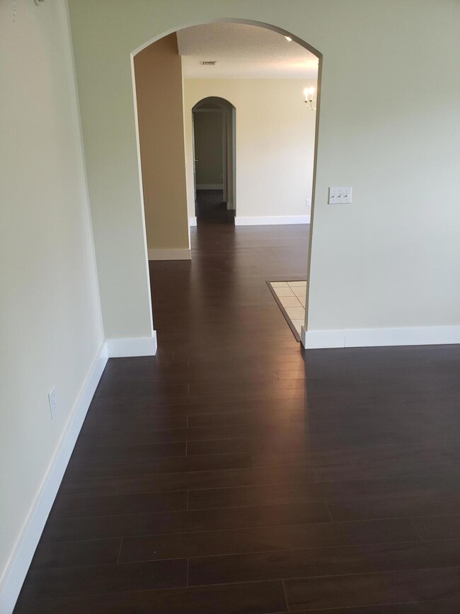 2479 Victoria Point Dr, Jacksonville, FL 32218 - photo 7
