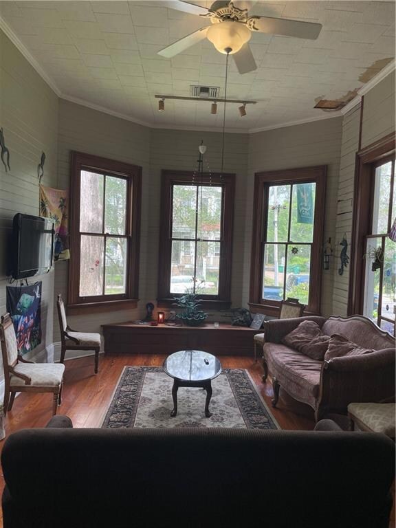 Front waiting room of the dental clinic.