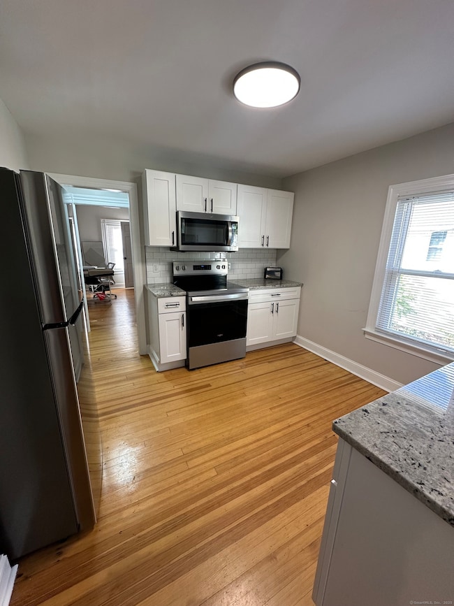 32 Wall St unit 2, Middletown, CT 06457 - photo 3