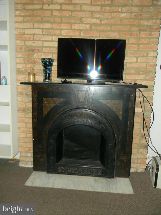 1814 Bolton St, Baltimore, MD 21217 - photo 4