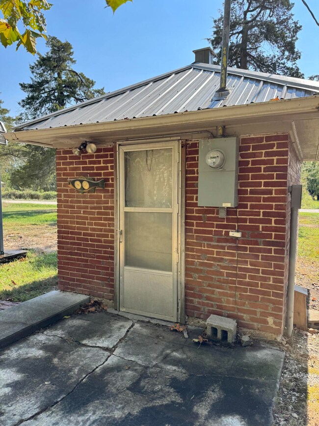 11 W Dade 22, Arcola, MO 65603 - photo 6