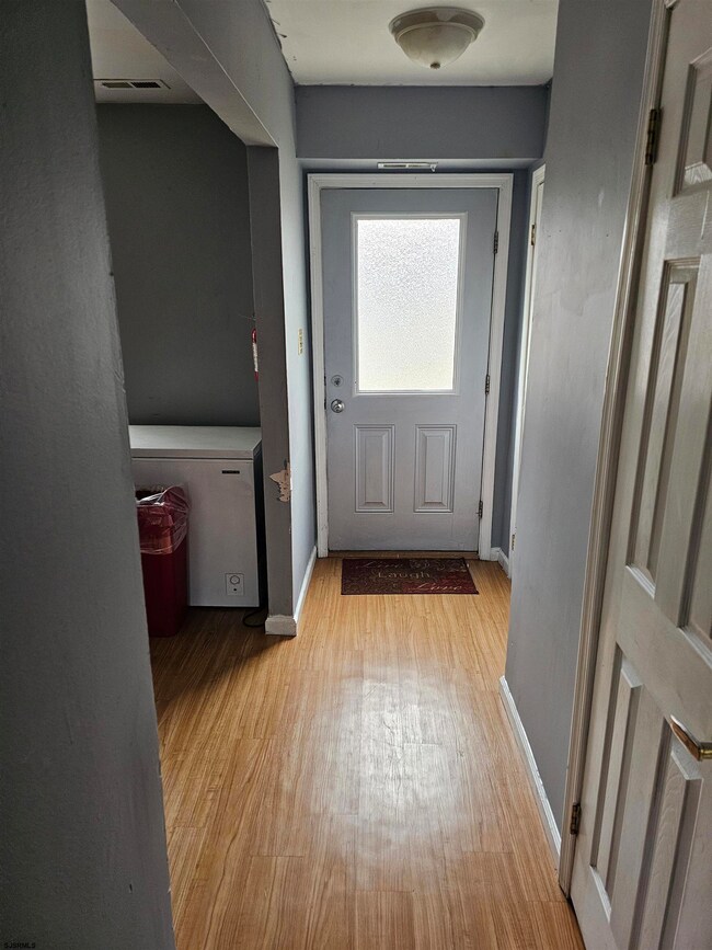 4815 Anglesey Ct, Mays Landing, NJ 08330 - photo 4