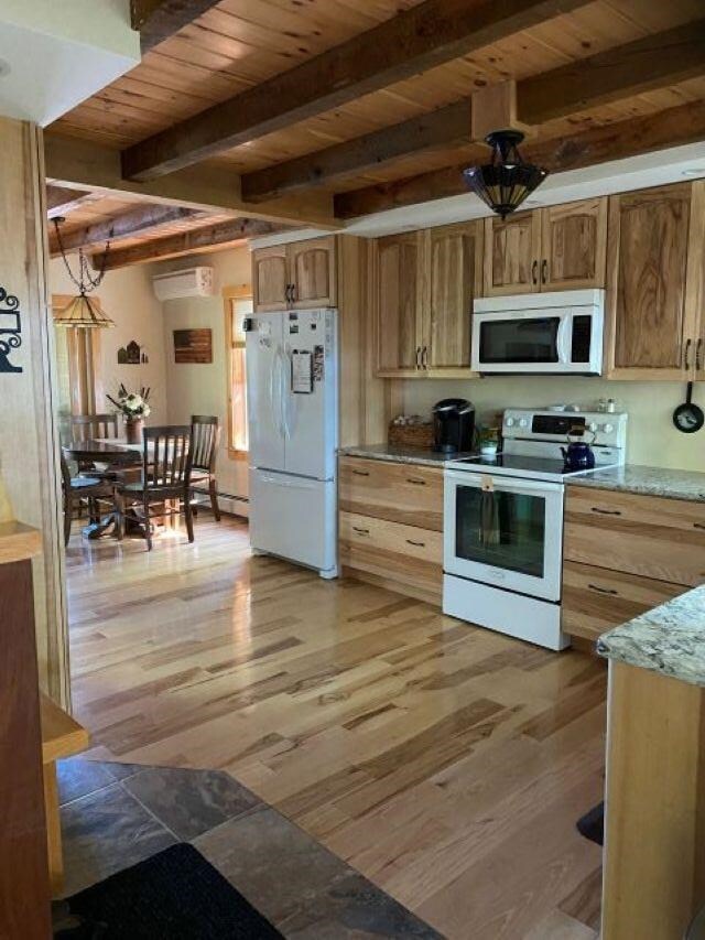 14 Bear Point Rd, Meredith, NH 03253 - photo 5